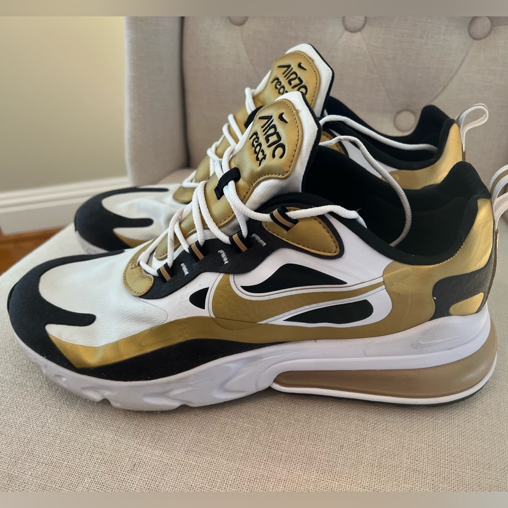 Air Max 270 React 'Metallic Gold'
